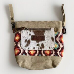 Sixtease‎ Crossbody Boho/Hippie/Aztec Purse